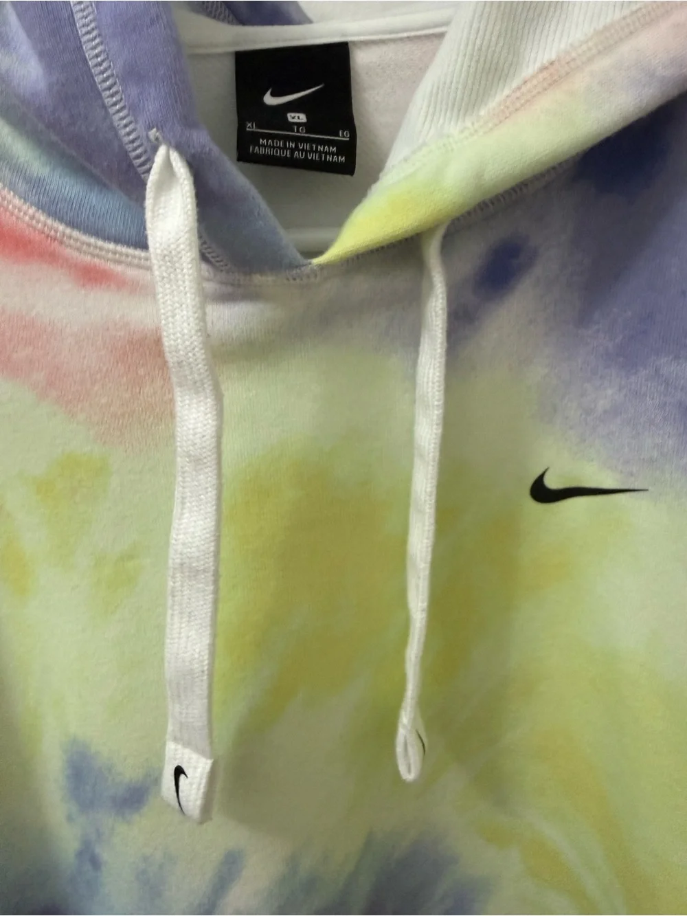Nike Pastel Tie-Dye Hoodie in Lavender, Yellow and White